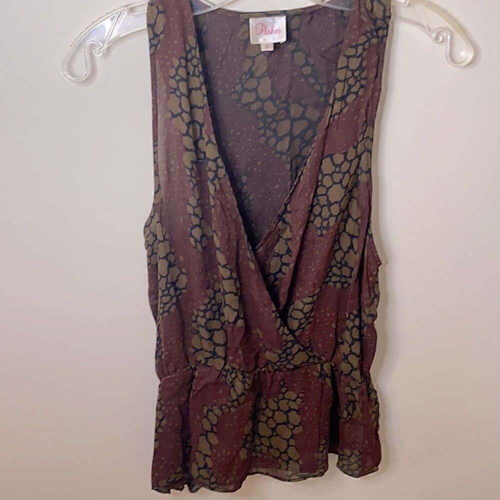 Parker Silk blouse in EUC 100% silk.
